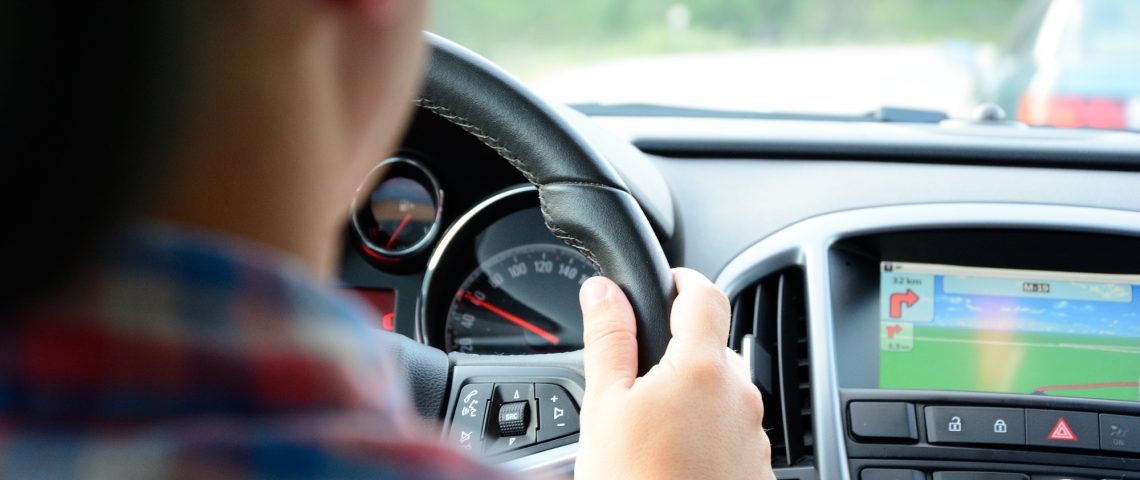driving-562613